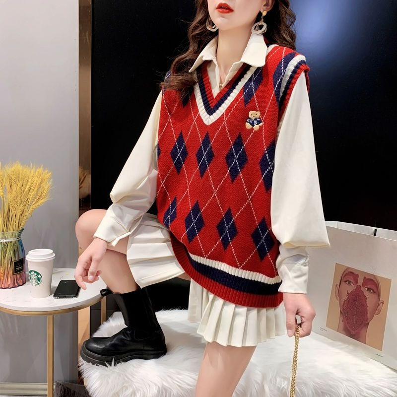Winter Clothing Trends - Kadınlar için Kırmızı Örgü Yelekler Kolsuz